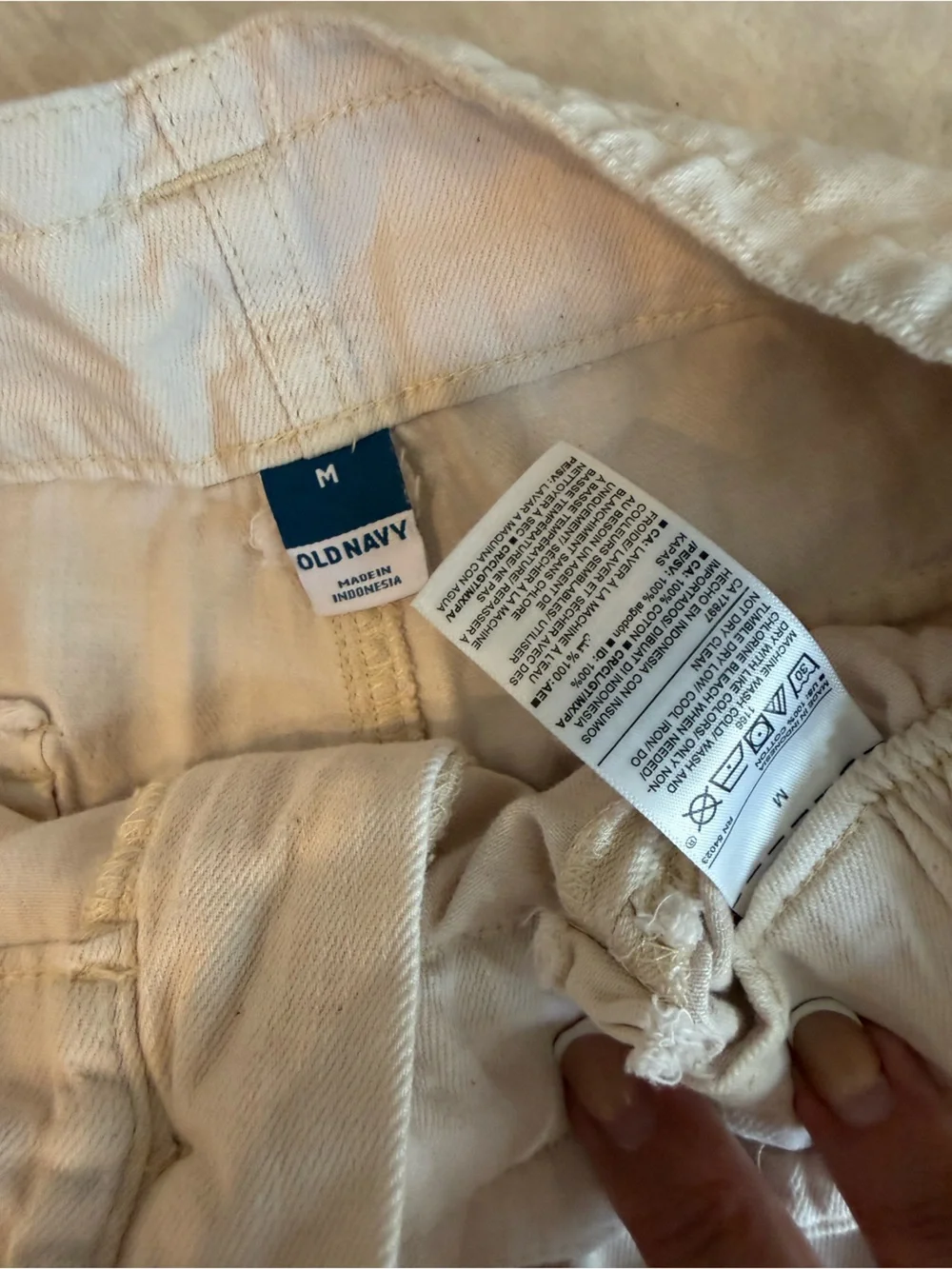 Old Navy Cream Cargo Casual Shorts Outdoors Hiking Gorpcore Neutral Utility